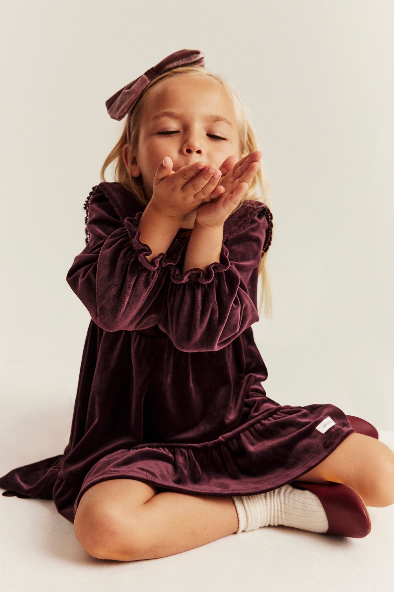Velour dress with frills - Purple - 5