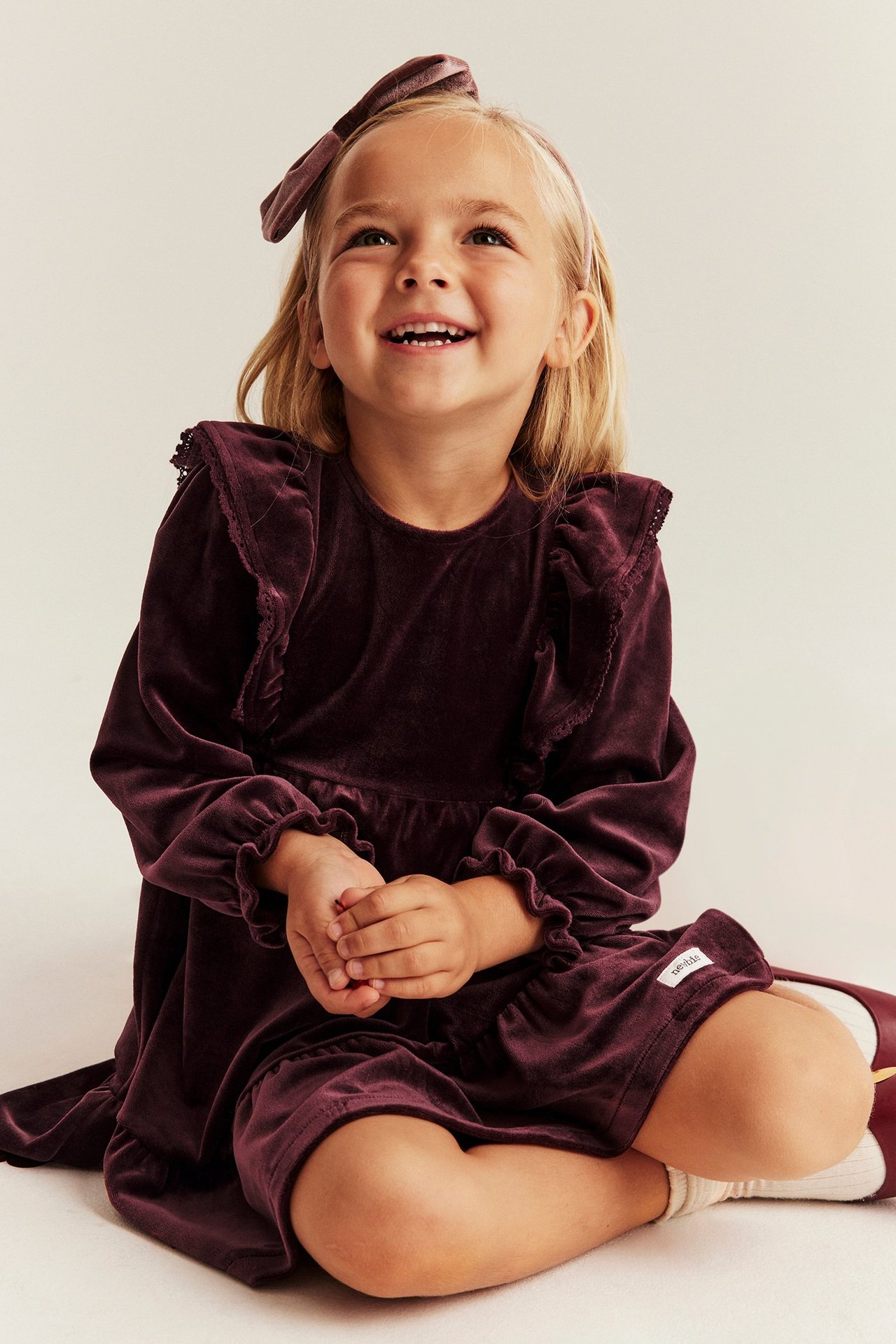 Velour dress with frills