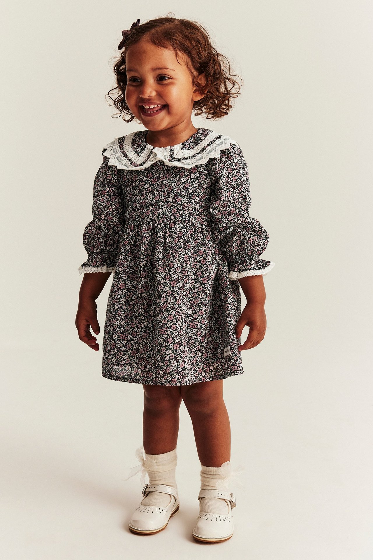 Floral dress with collar
