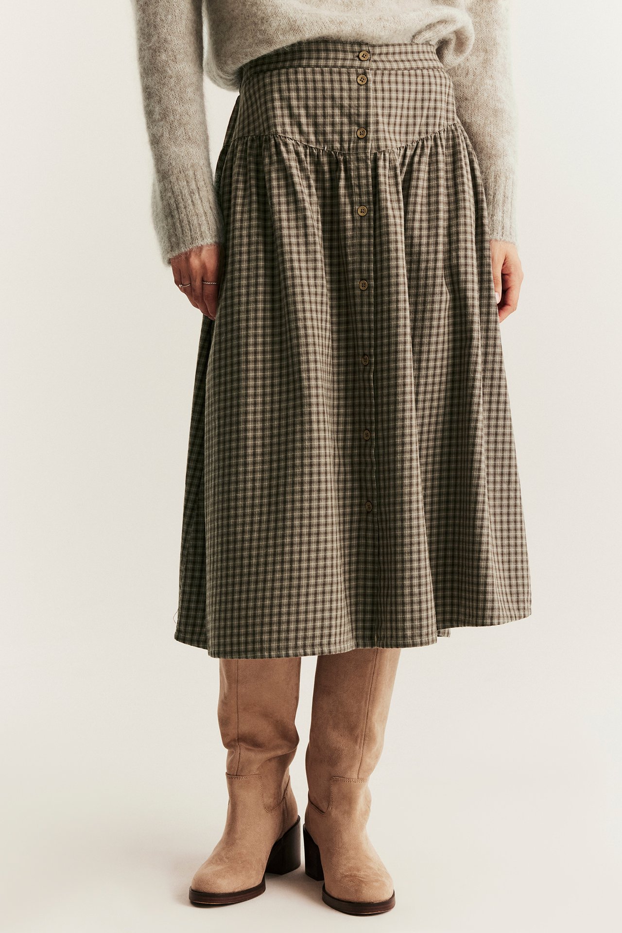 478651 - Brown - 3
