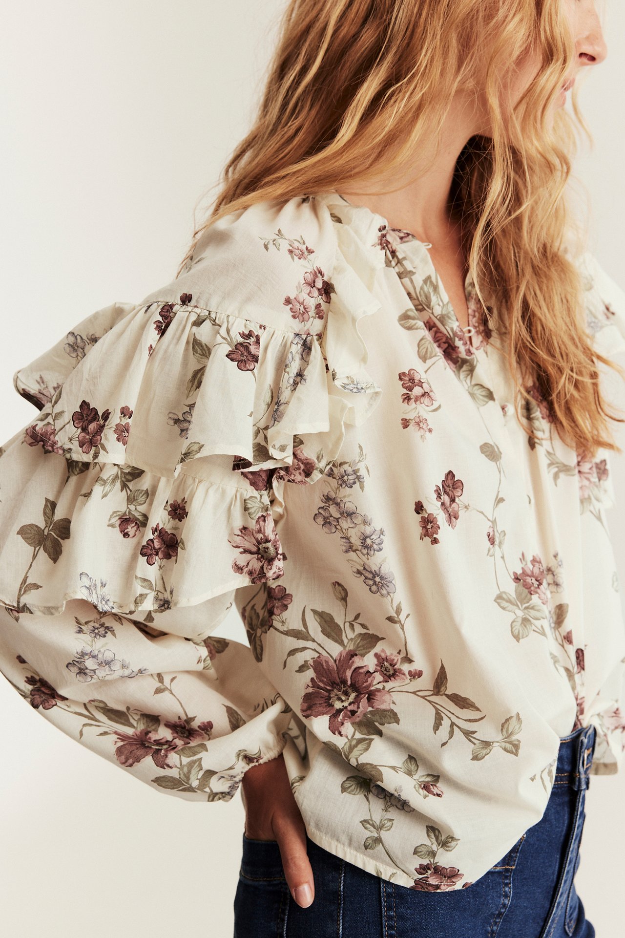 Floral blouse from Newbie Woman - Light beige - 180cm /Size: S - 4
