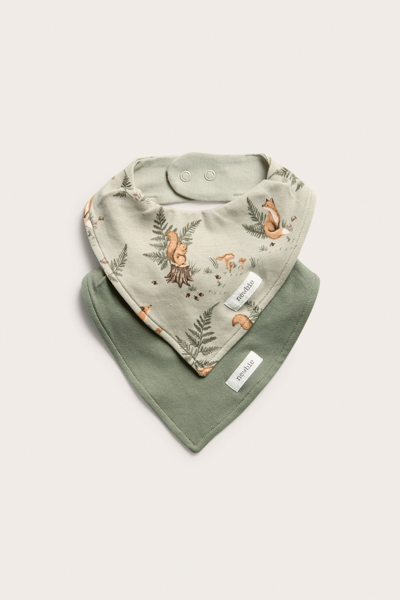 Animal motif bibs (2-pack)