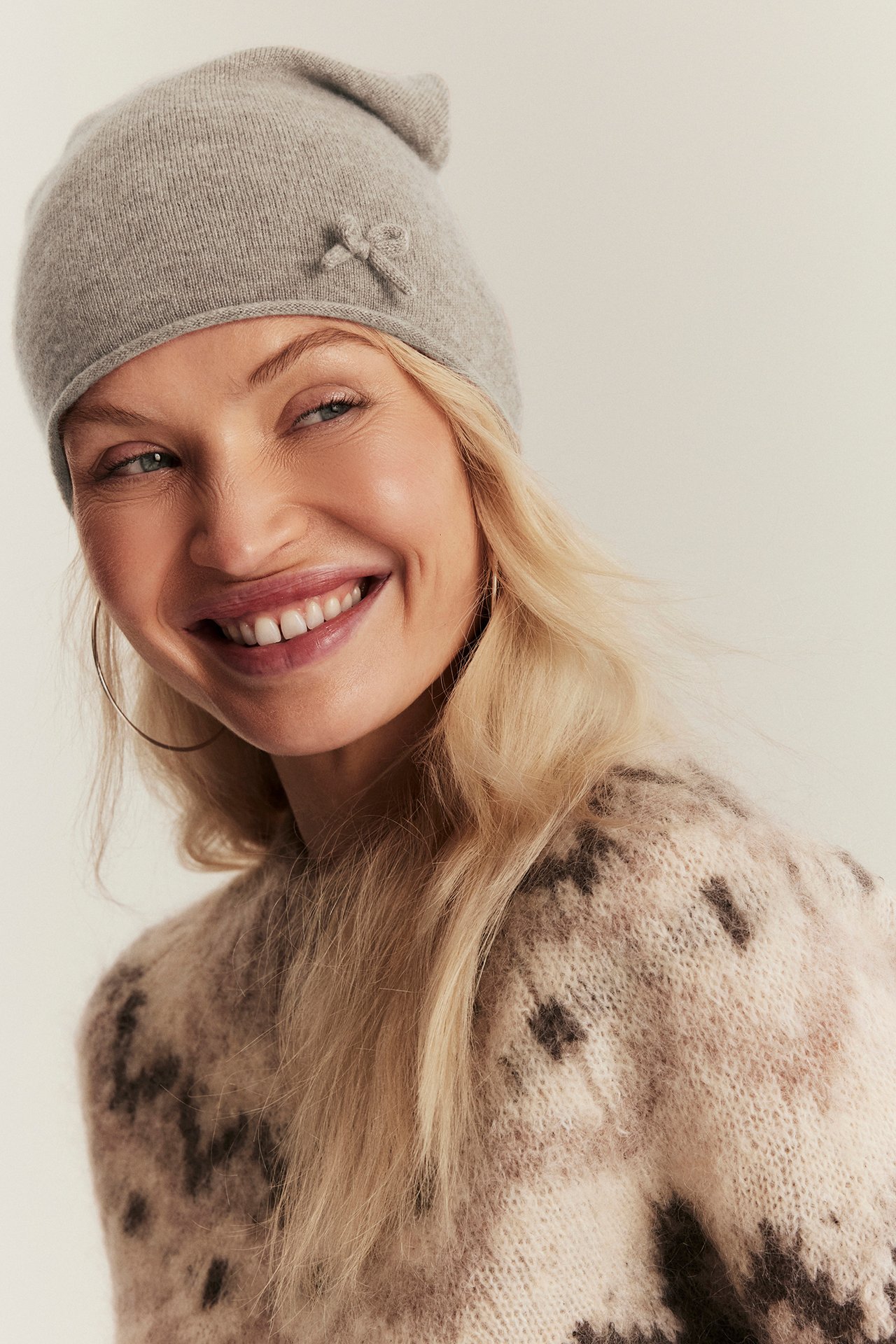 Wool-blend hat from Newbie Woman