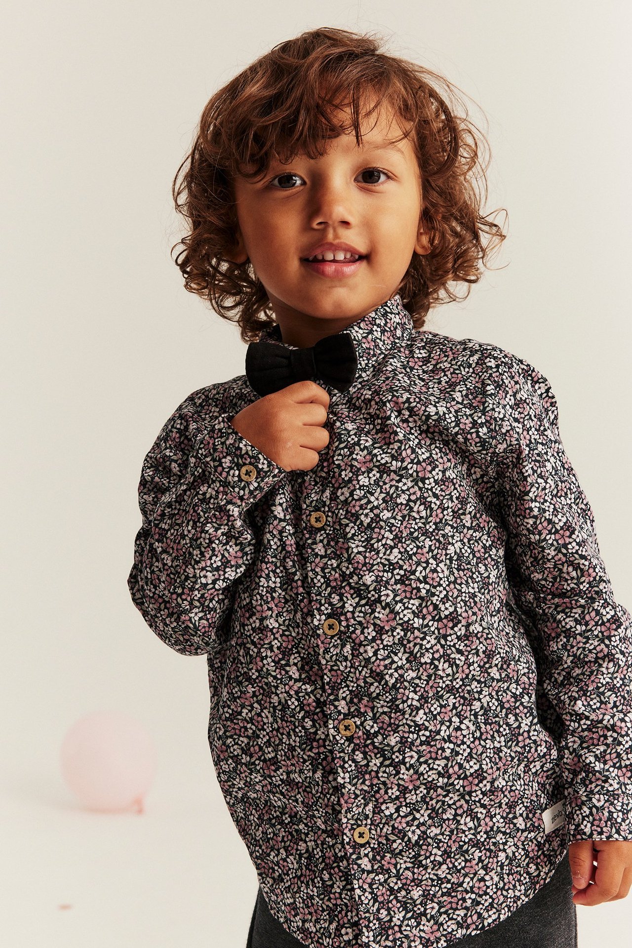Floral party shirt with bow tie