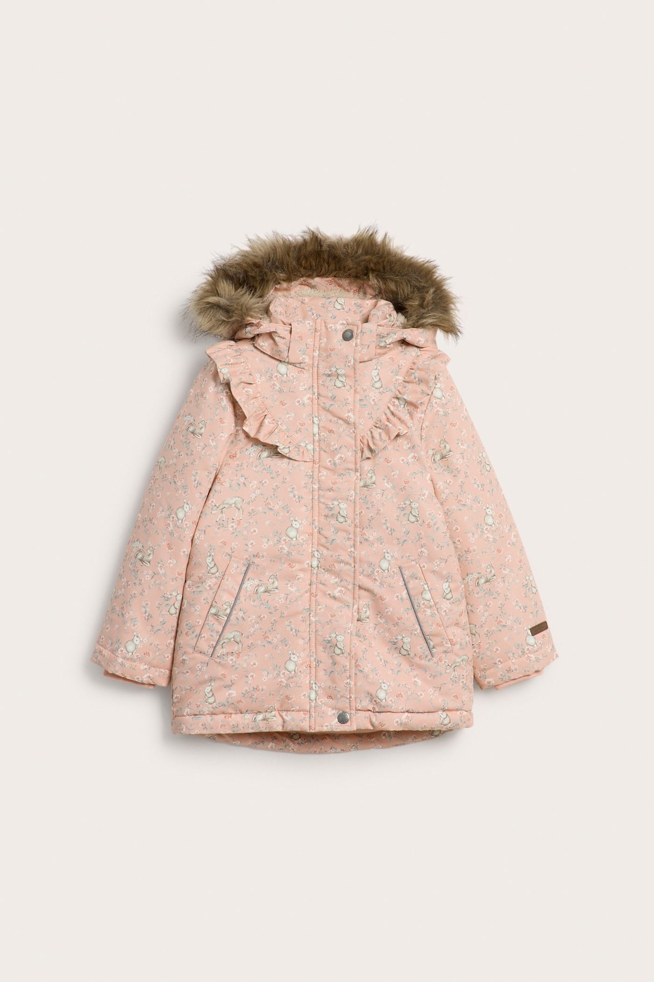 Rosa gesteppte Kinderjacke mit Blumenmuster, Kapuze mit Fellbesatz und Rüschen, Vorderansicht.