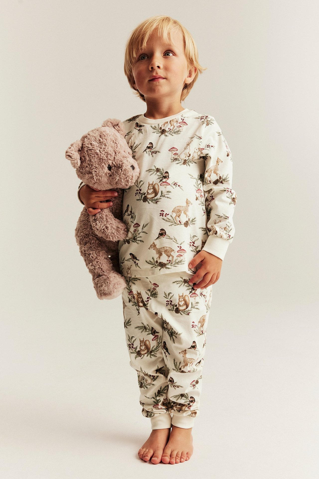 Pyjama mit Weihnachtsmotiv