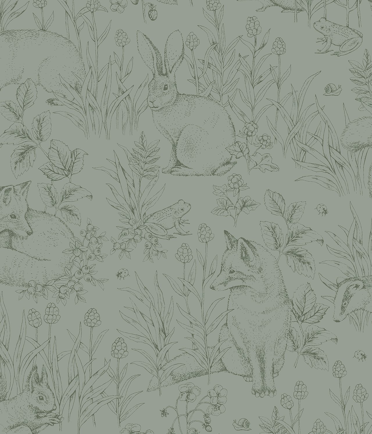 Nahaufnahme einer grünen Tapete mit Waldmuster, das Kaninchen, Füchse, Eichhörnchen, Frösche und Pflanzen zeigt.