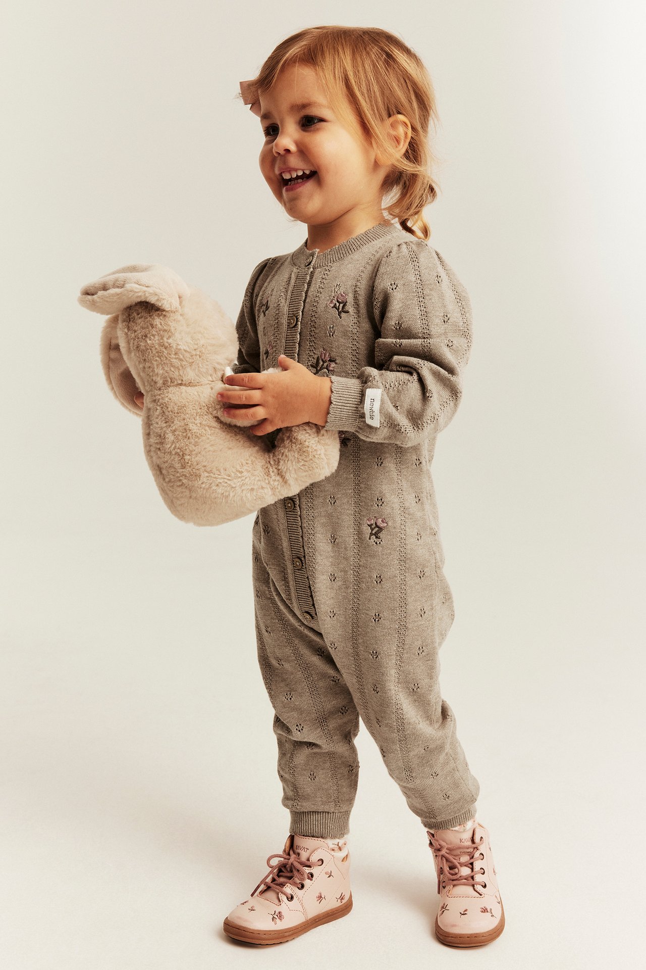 Gestrickter Jumpsuit mit Strukturmuster