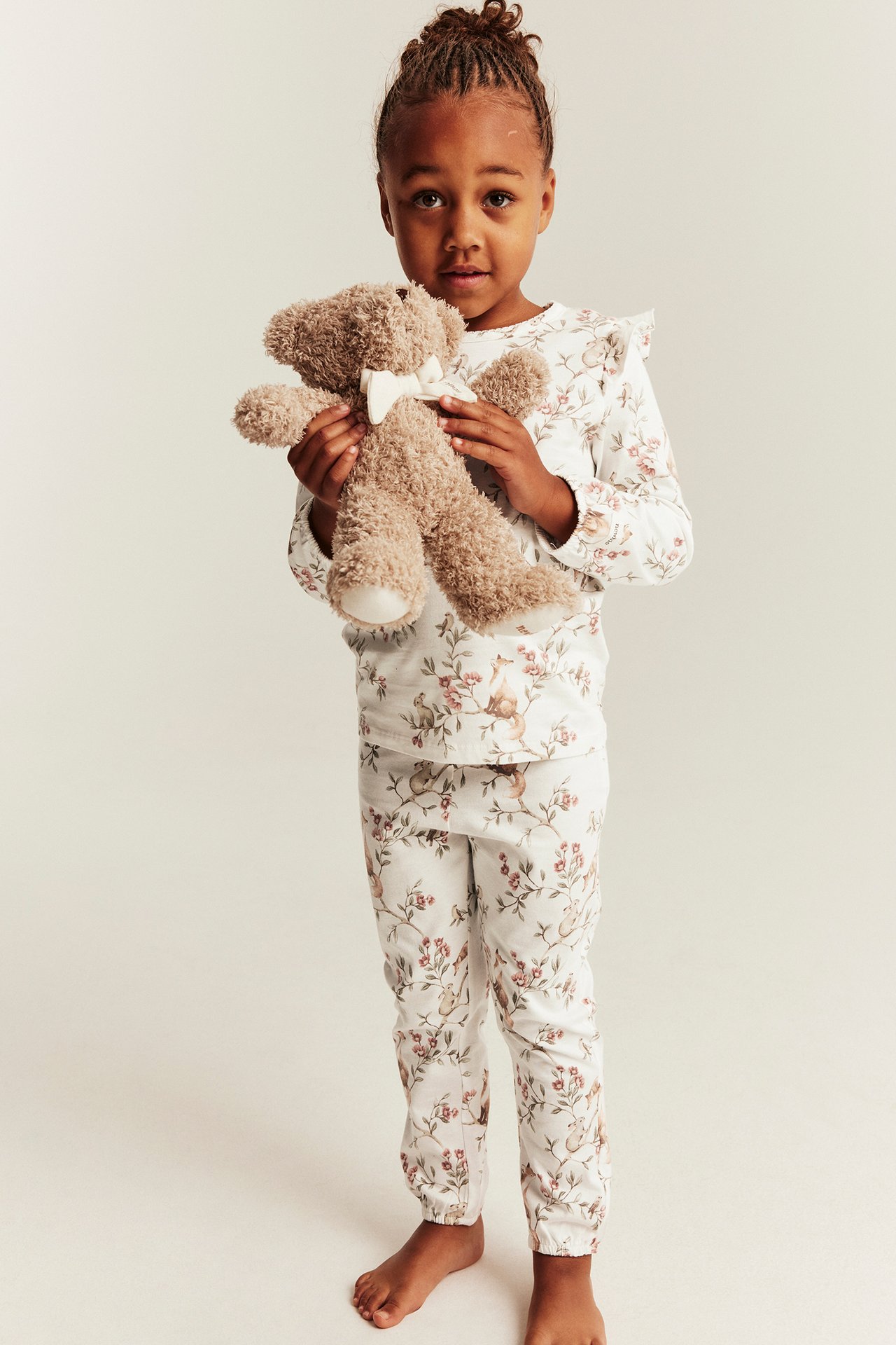 Pajama set with frill