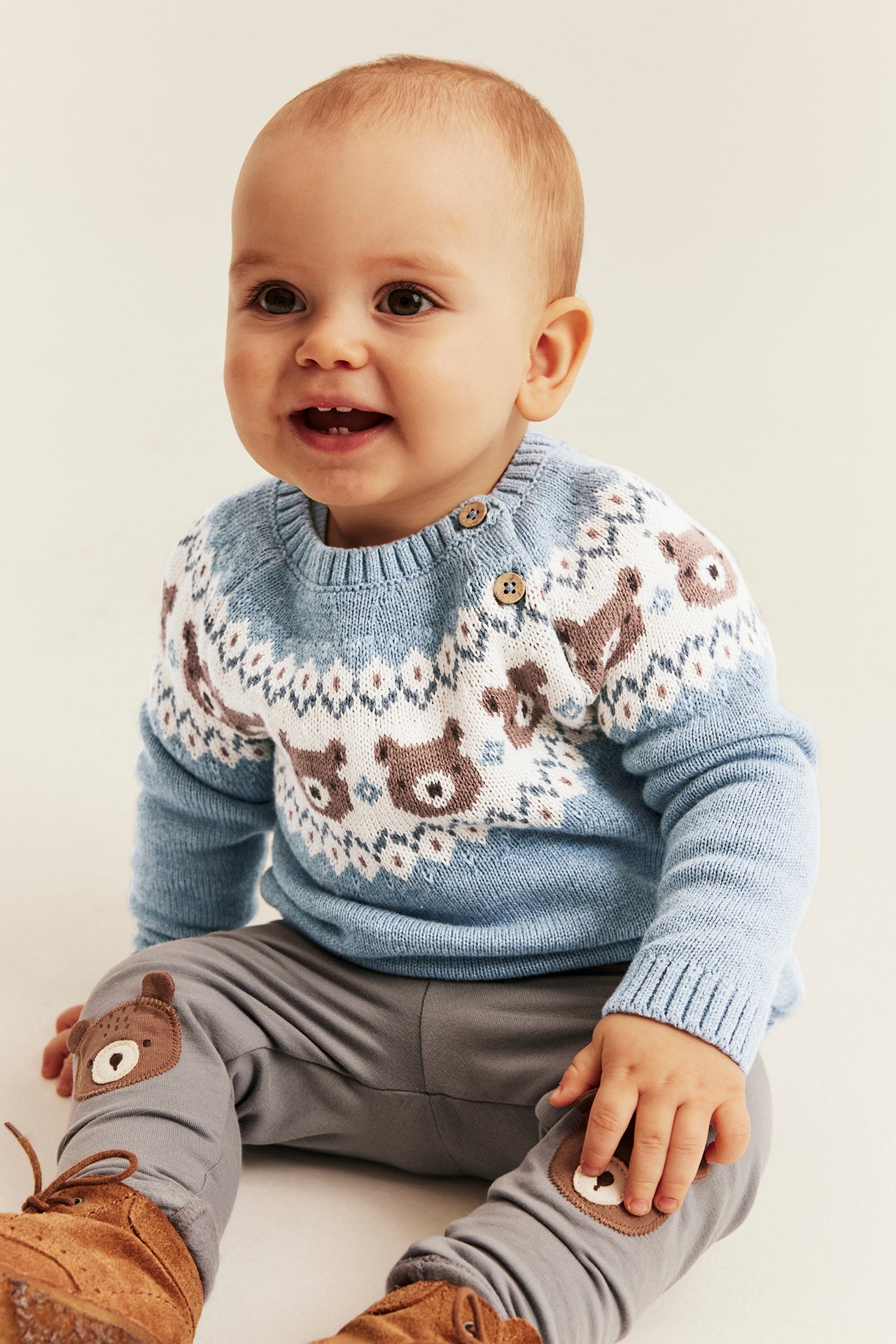 Jacquard knitted sweater with teddy bears