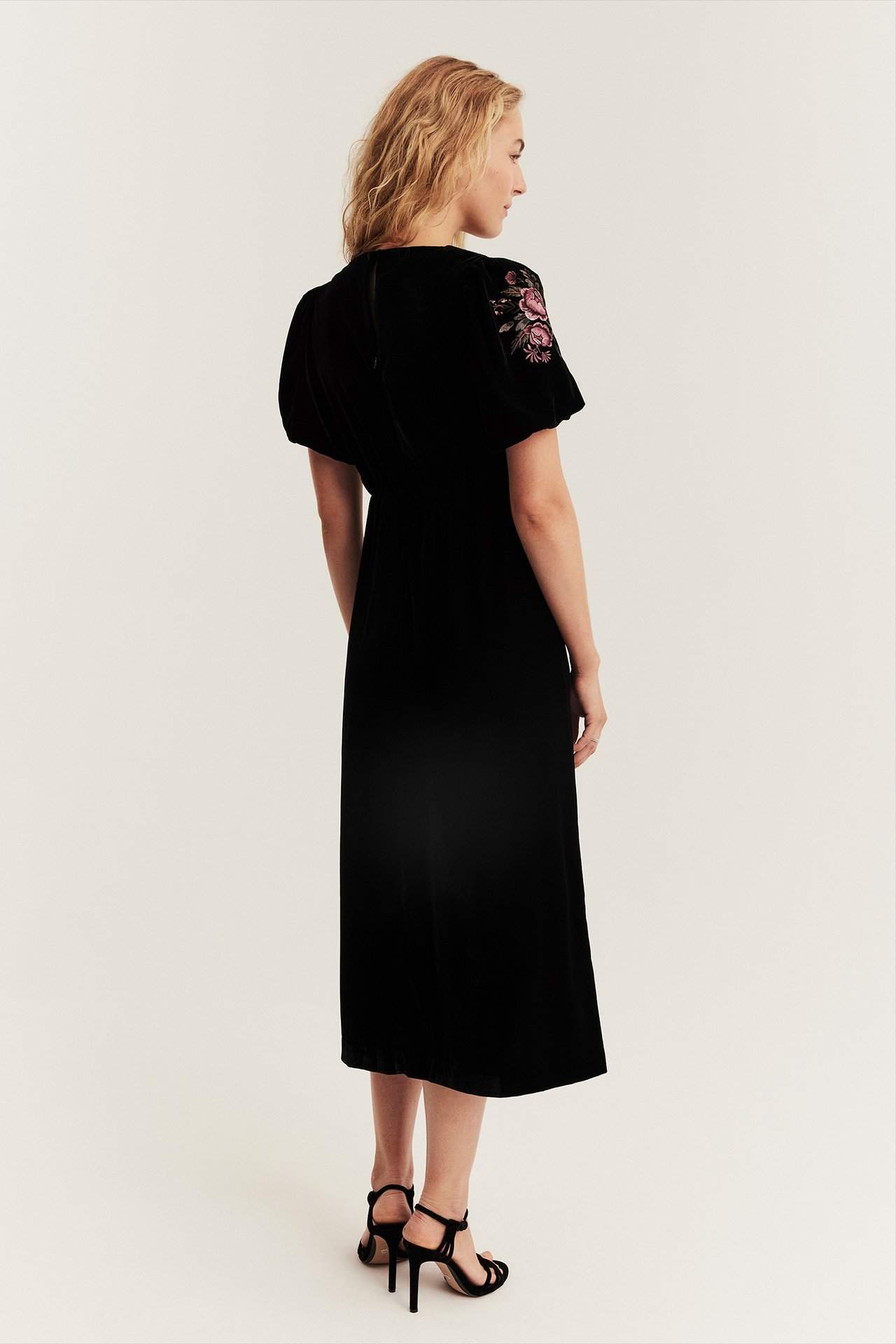 Samtkleid Newbie Woman - Schwarz - 5
