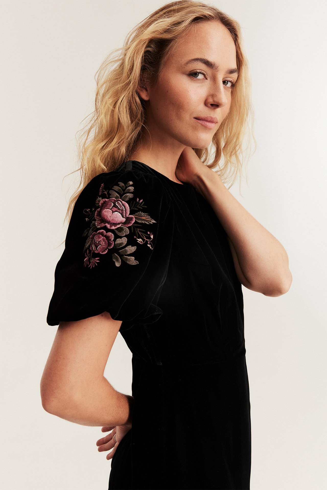 Samtkleid Newbie Woman - Schwarz - 3