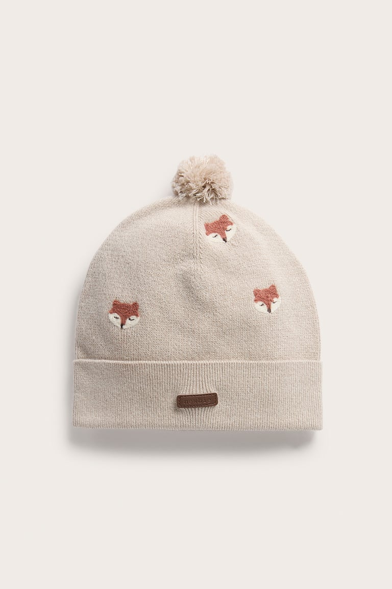 Knitted hat with embroidery | Beige mélange | Baby | Newbie